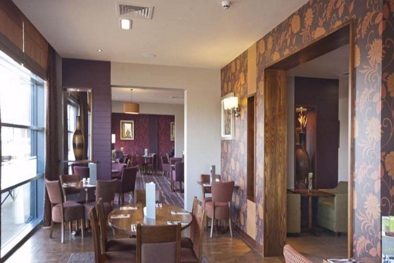 Premier Inn Edinburgh Park Ngoại thất bức ảnh